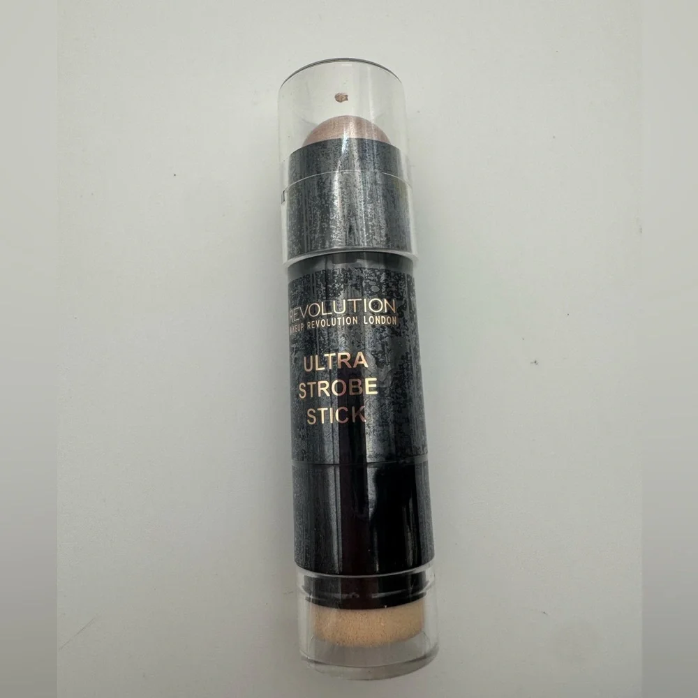 Revolution Ultra Strobe Stick in Peach Lightening - Picture 2 of 4